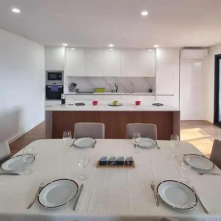 Sisters -200m2 Centre *