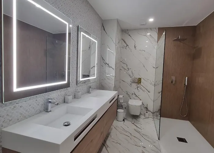 Sisters -200m2 Centre * Ponte da Barca