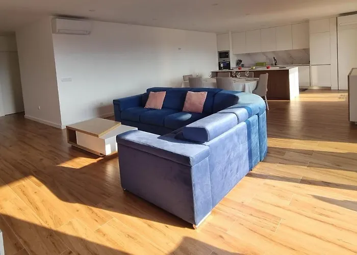 Sisters -200m2 Centre Ponte da Barca